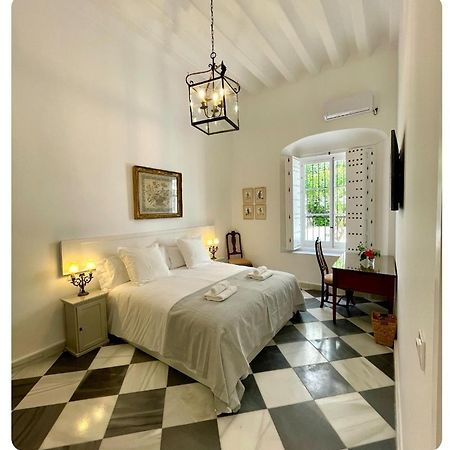 Gatu Premium Apartamento Palacio Oneto Con Jardin Privado " Preferente Mayores De 25 Anos Y Familias " エル・プエルト・デ・サンタ・マリア エクステリア 写真