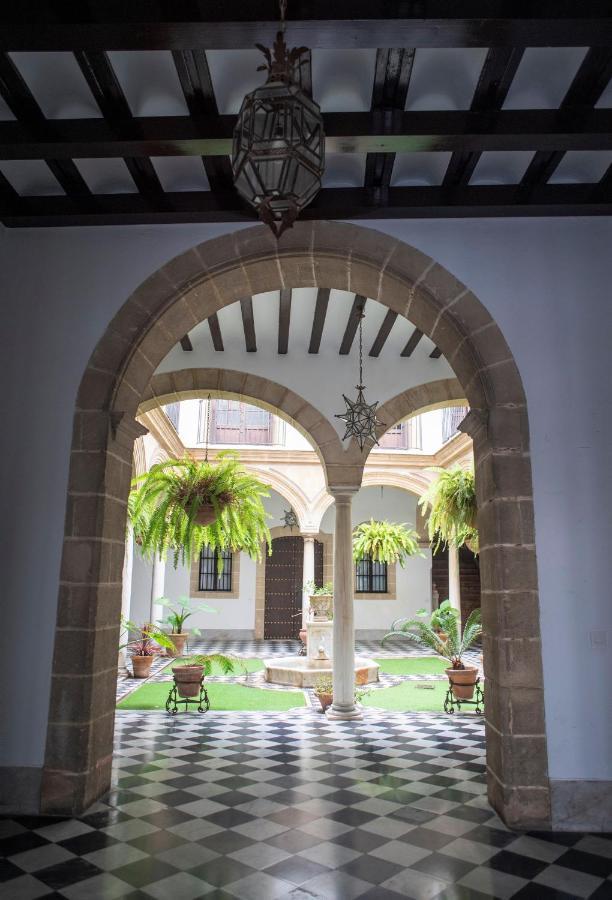 Gatu Premium Apartamento Palacio Oneto Con Jardin Privado " Preferente Mayores De 25 Anos Y Familias " エル・プエルト・デ・サンタ・マリア エクステリア 写真